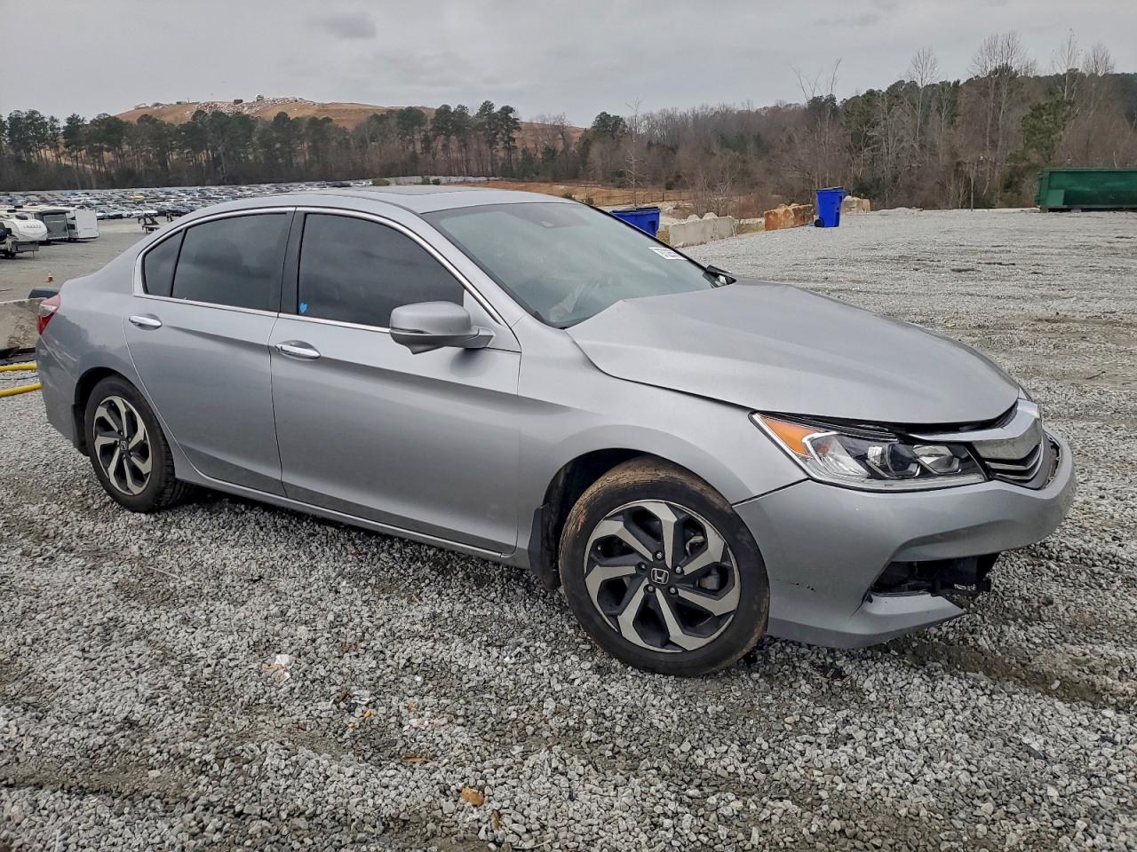 2017 HONDA ACCORD EXL photo 4