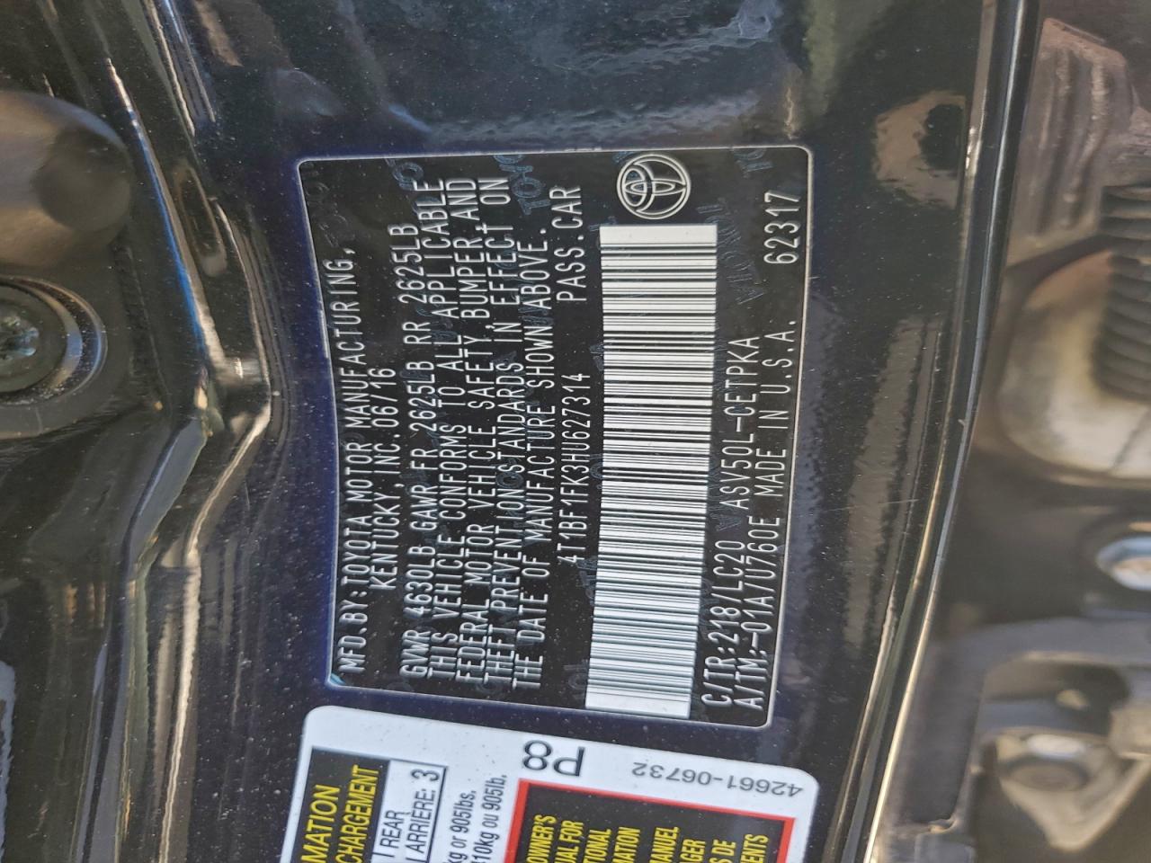 2017 TOYOTA CAMRY LE photo 12