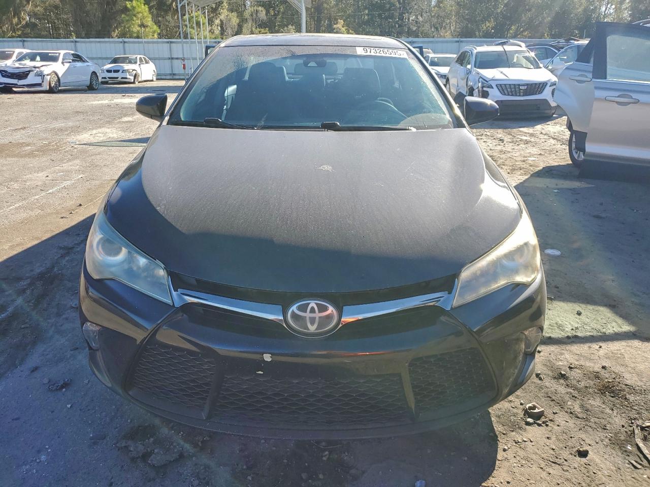 2017 TOYOTA CAMRY LE photo 5