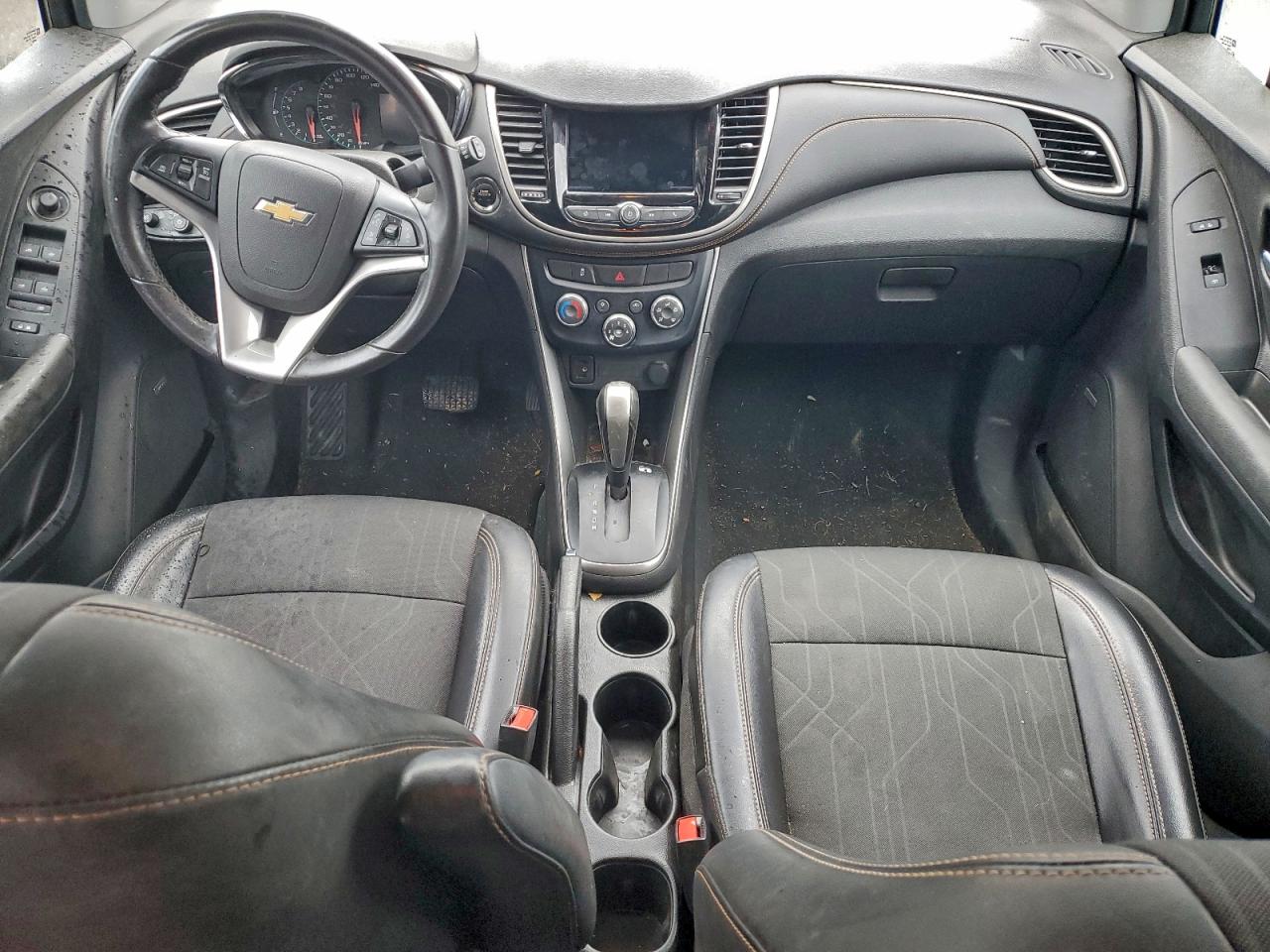 2019 CHEVROLET TRAX 1LT photo 8