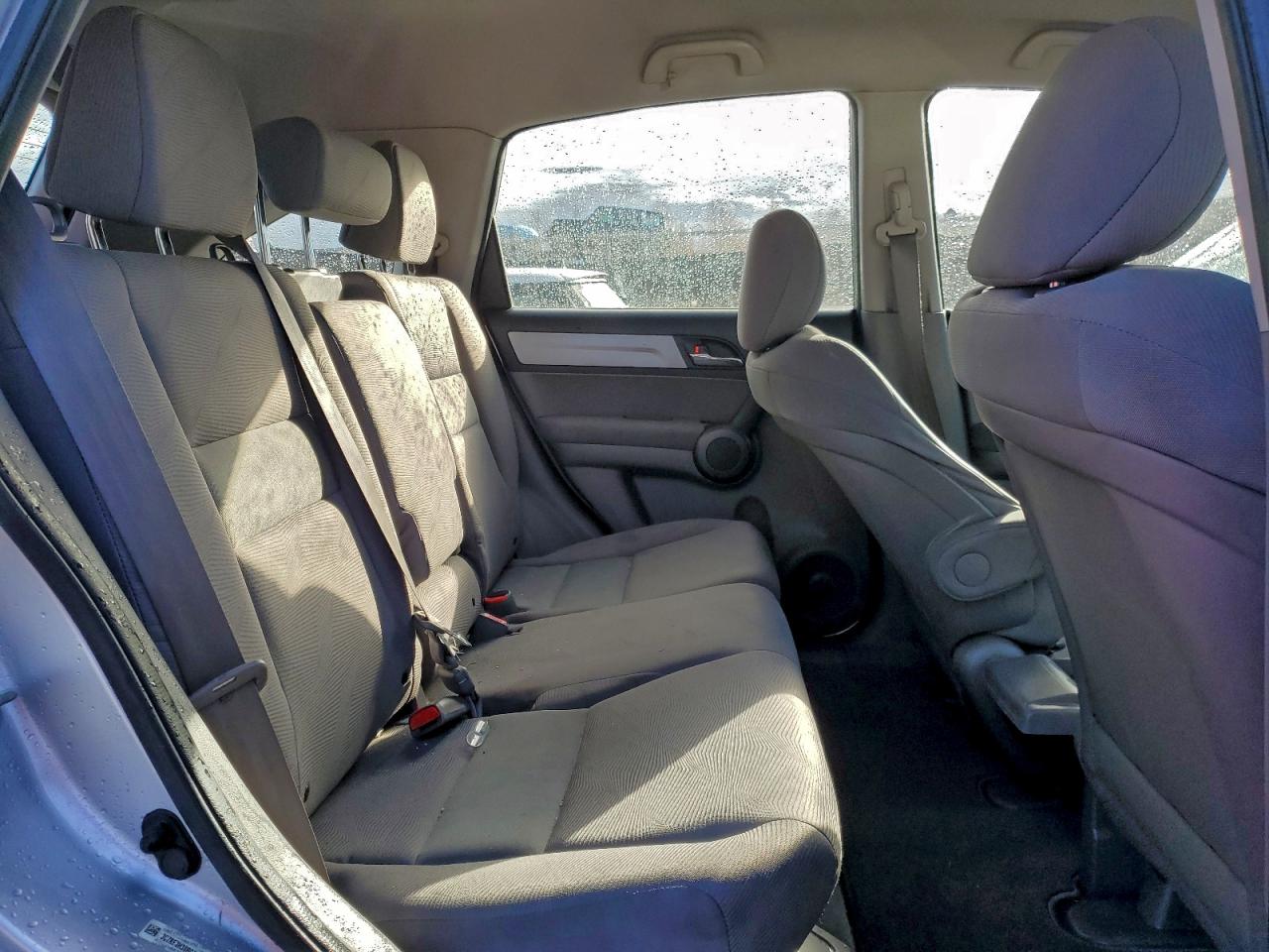 2011 HONDA CR-V LX photo 28