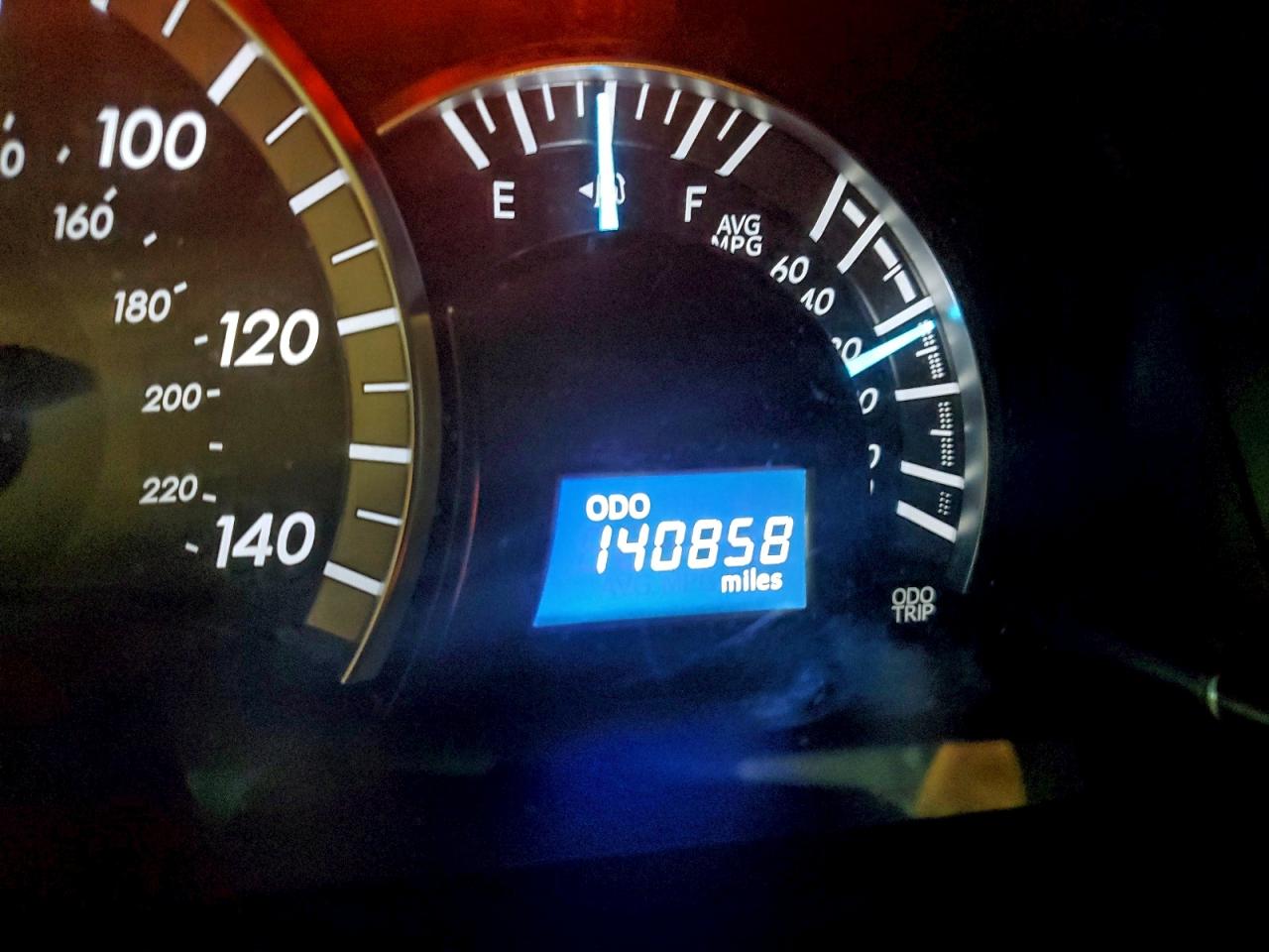 2014 TOYOTA CAMRY L photo 17