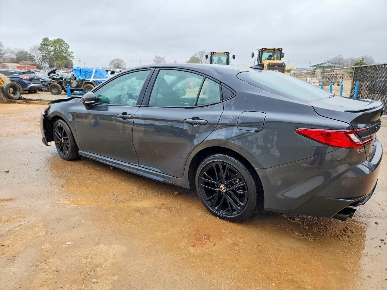 2025 TOYOTA CAMRY XSE photo 5