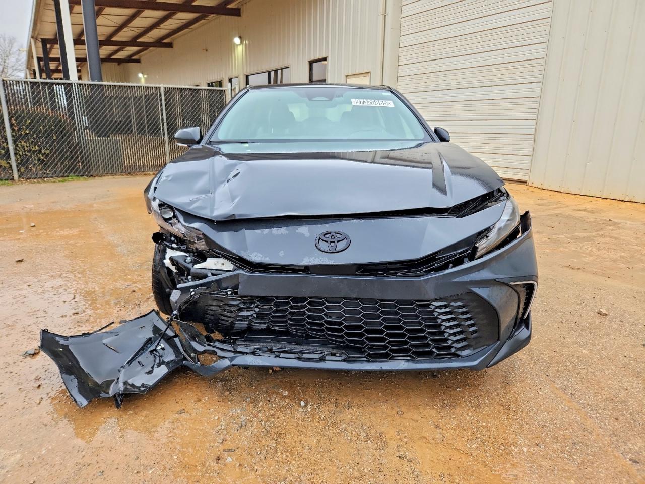 2025 TOYOTA CAMRY XSE photo 17