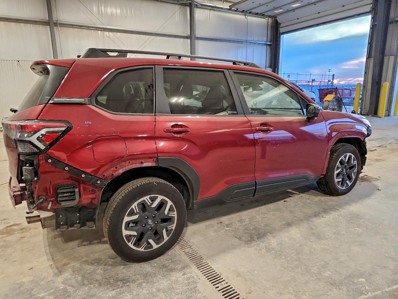 2025 SUBARU FORESTER PREMIUM photo 5