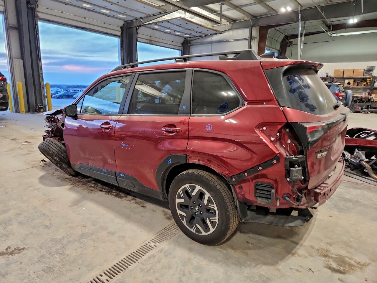 2025 SUBARU FORESTER PREMIUM photo 3