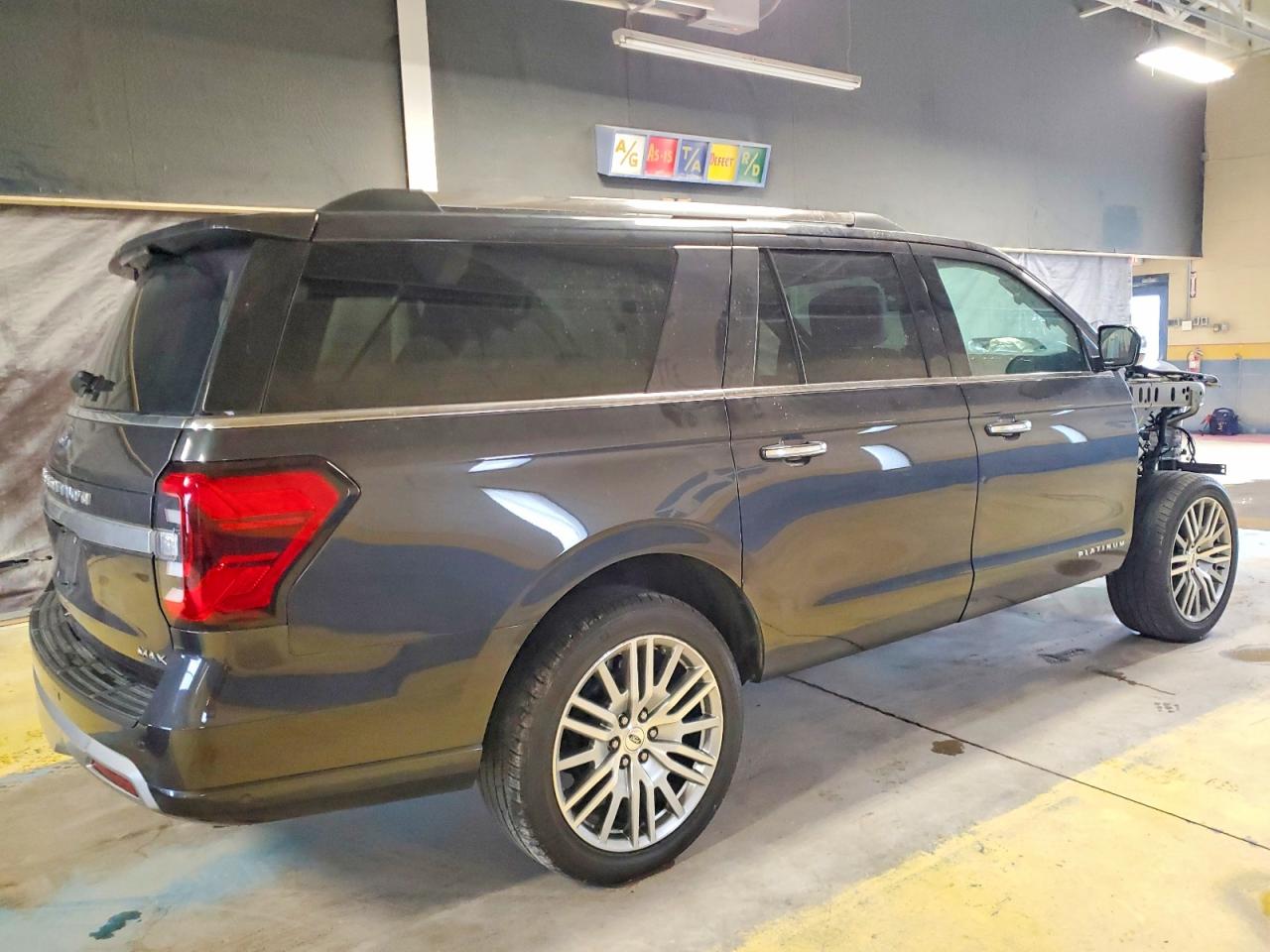 2024 FORD EXPEDITION MAX PLATINUM photo 3