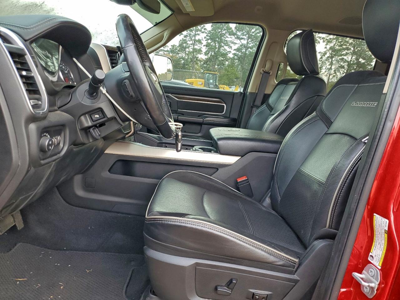 2019 RAM 3500 LARAMIE photo 7