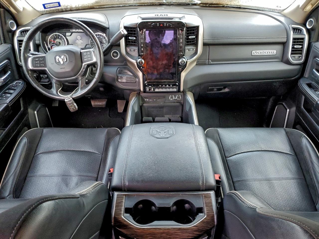 2019 RAM 3500 LARAMIE photo 8