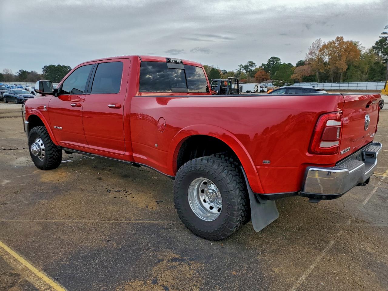 2019 RAM 3500 LARAMIE photo 2