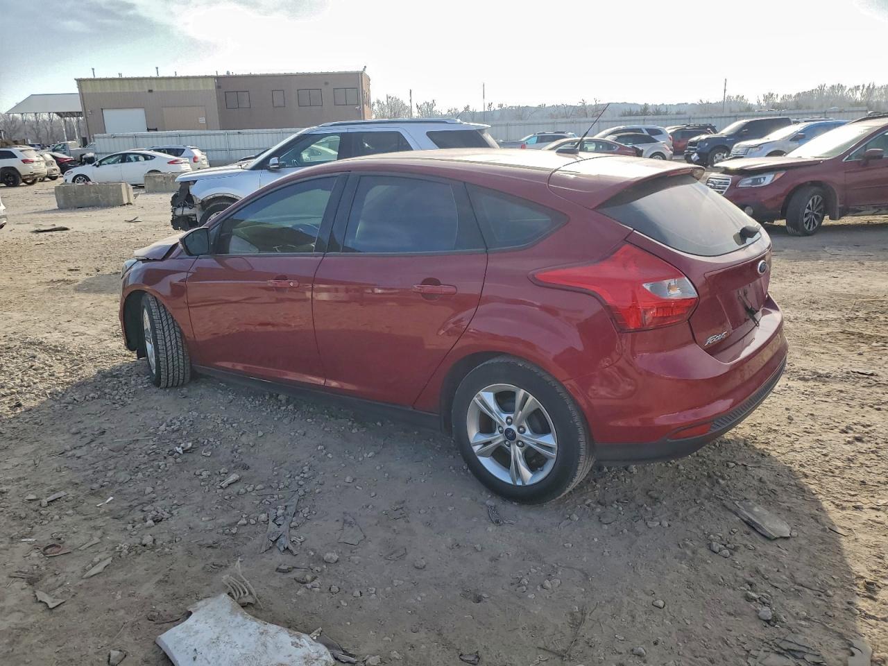2014 FORD FOCUS SE photo 2