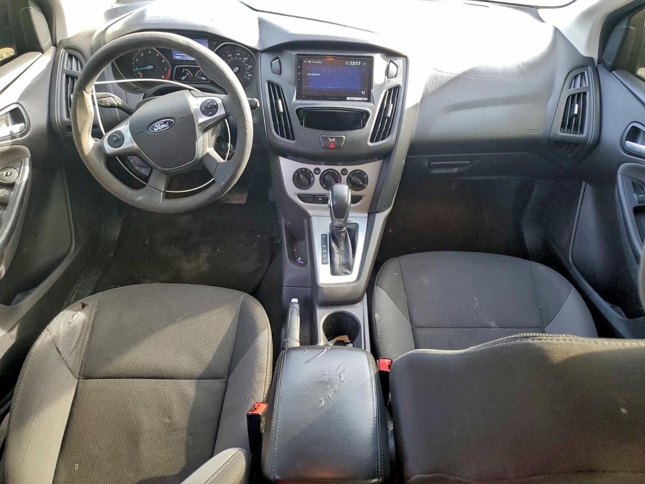 2014 FORD FOCUS SE photo 8