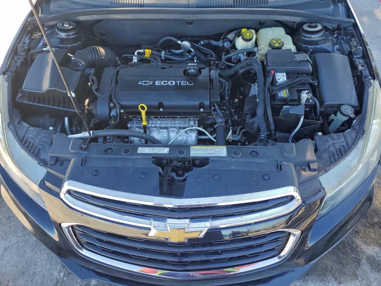 2015 CHEVROLET CRUZE LS photo 11