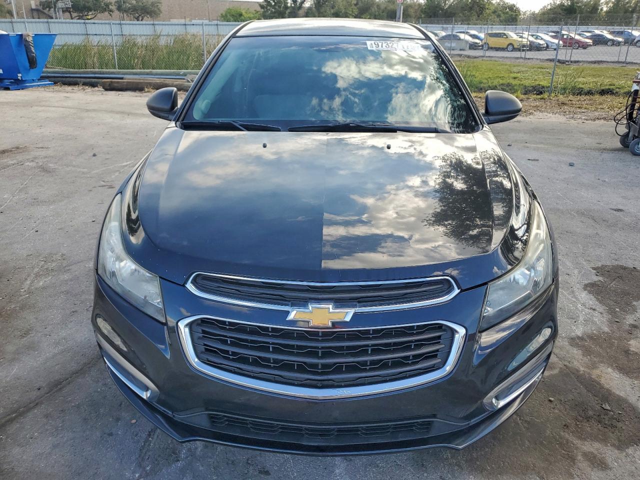 2015 CHEVROLET CRUZE LS photo 5