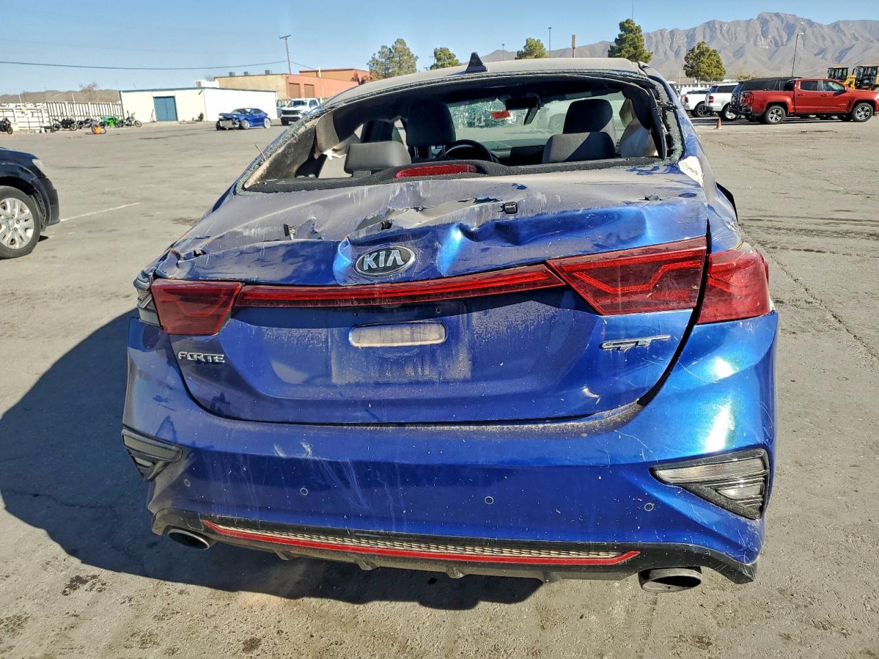 2021 KIA FORTE GT photo 6