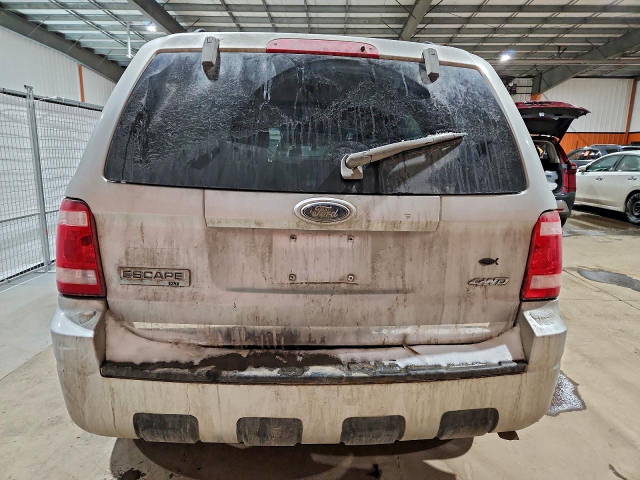 2011 FORD ESCAPE XLT photo 6