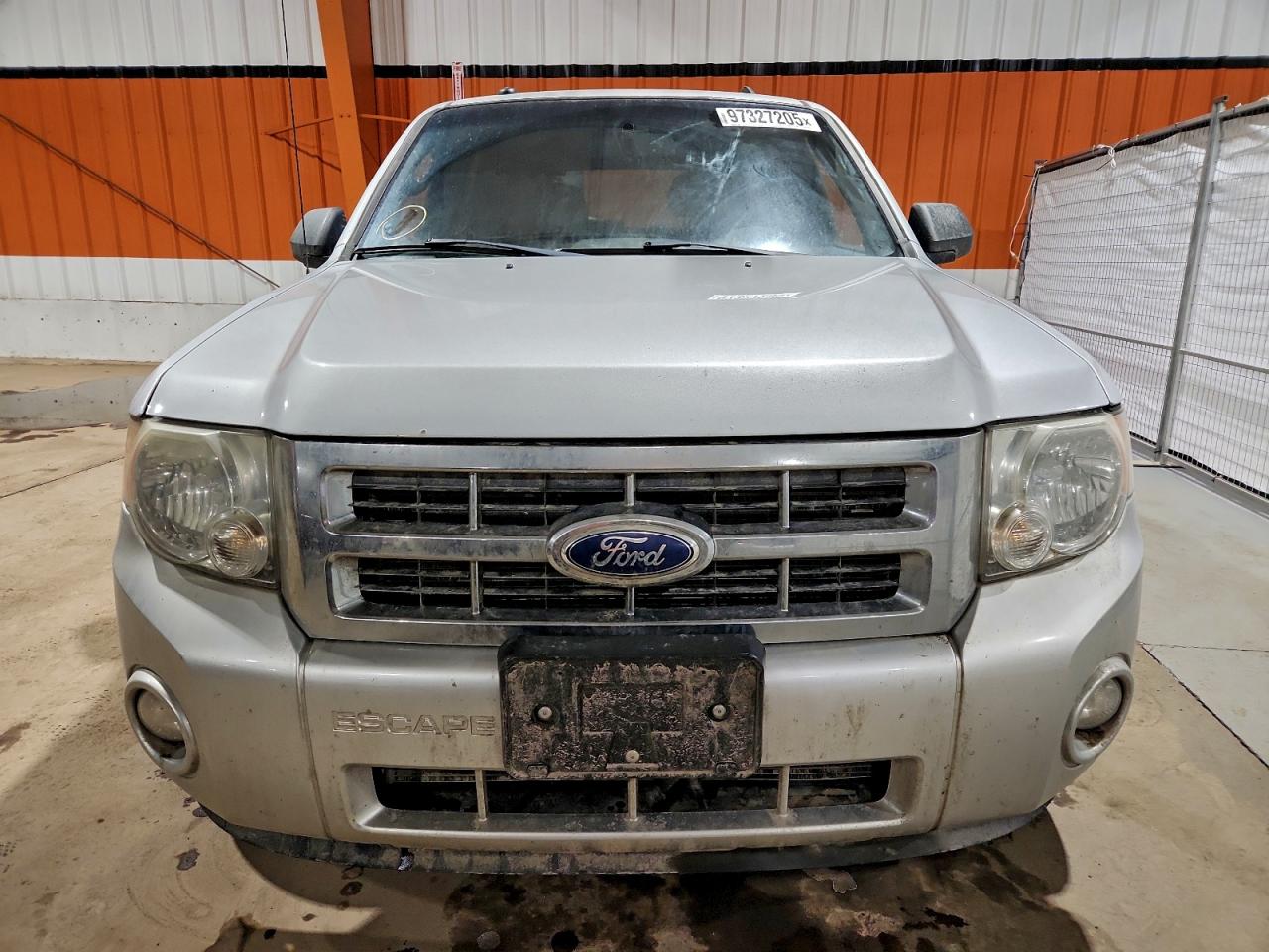 2011 FORD ESCAPE XLT photo 5