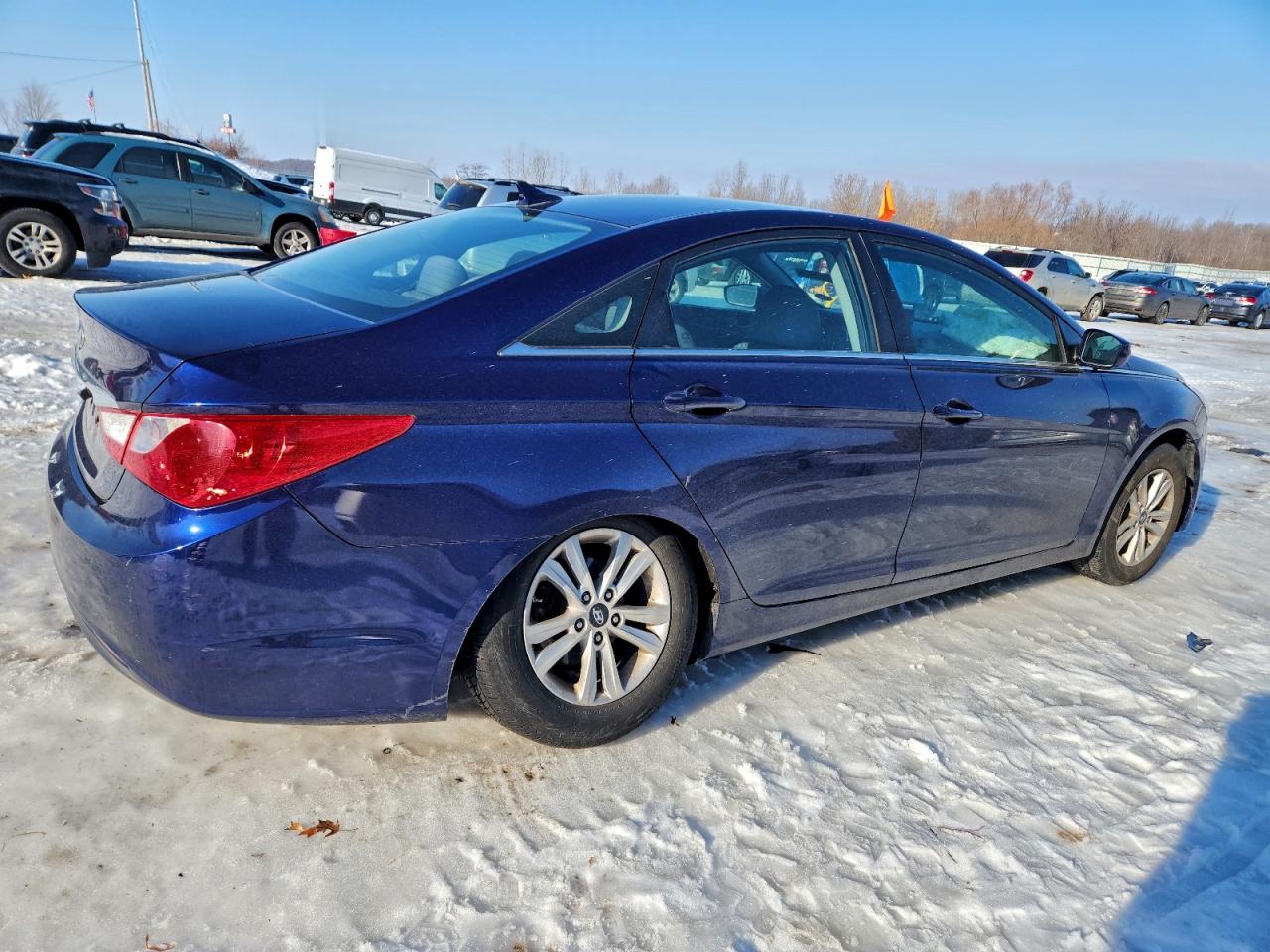 2011 HYUNDAI SONATA GLS photo 5
