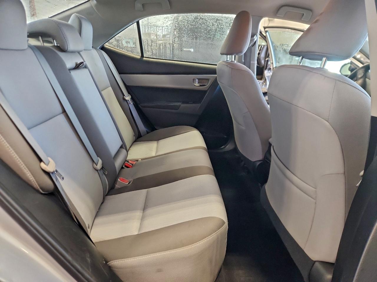 2017 TOYOTA COROLLA L photo 19