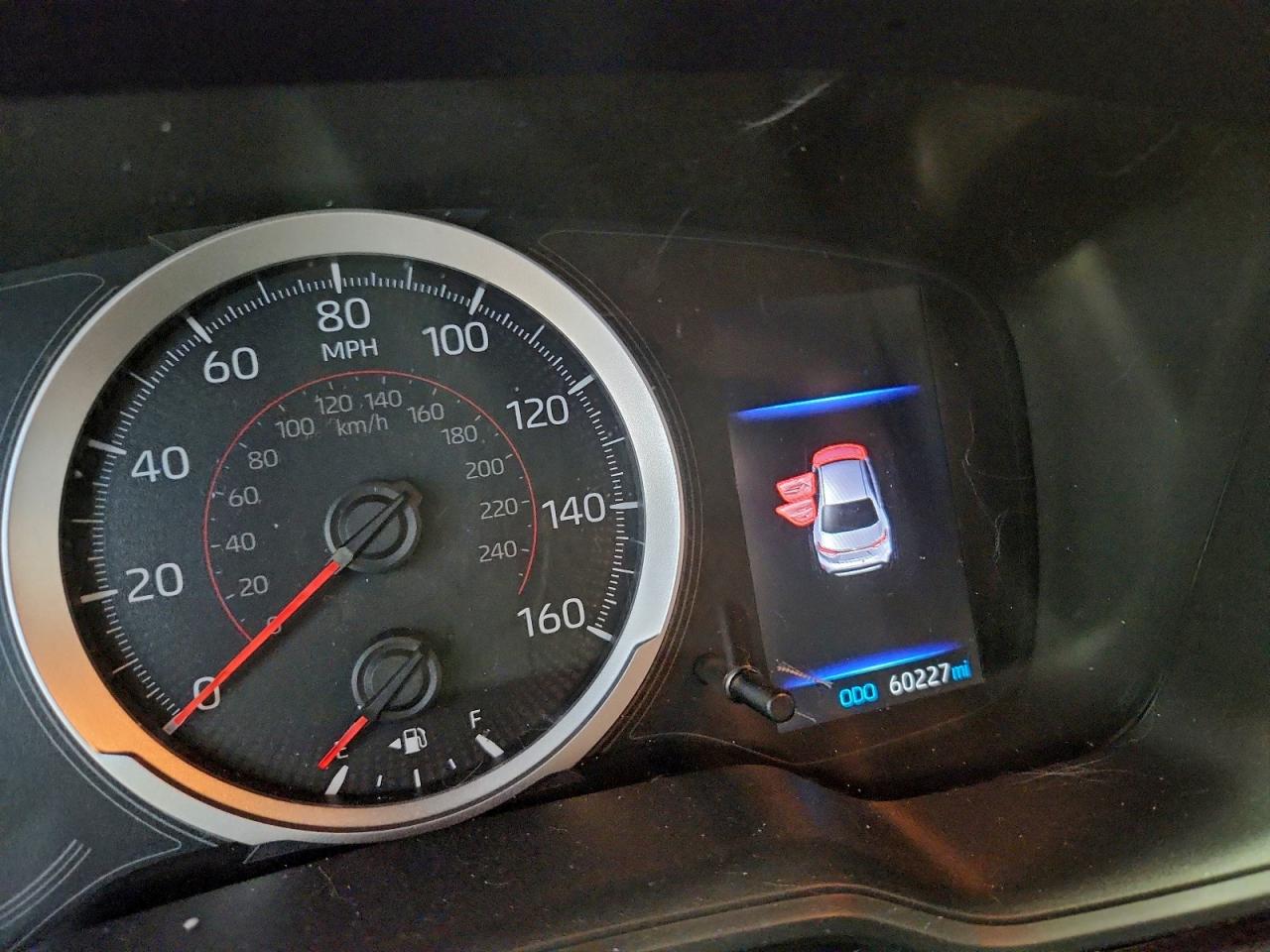 2021 TOYOTA COROLLA SE photo 9