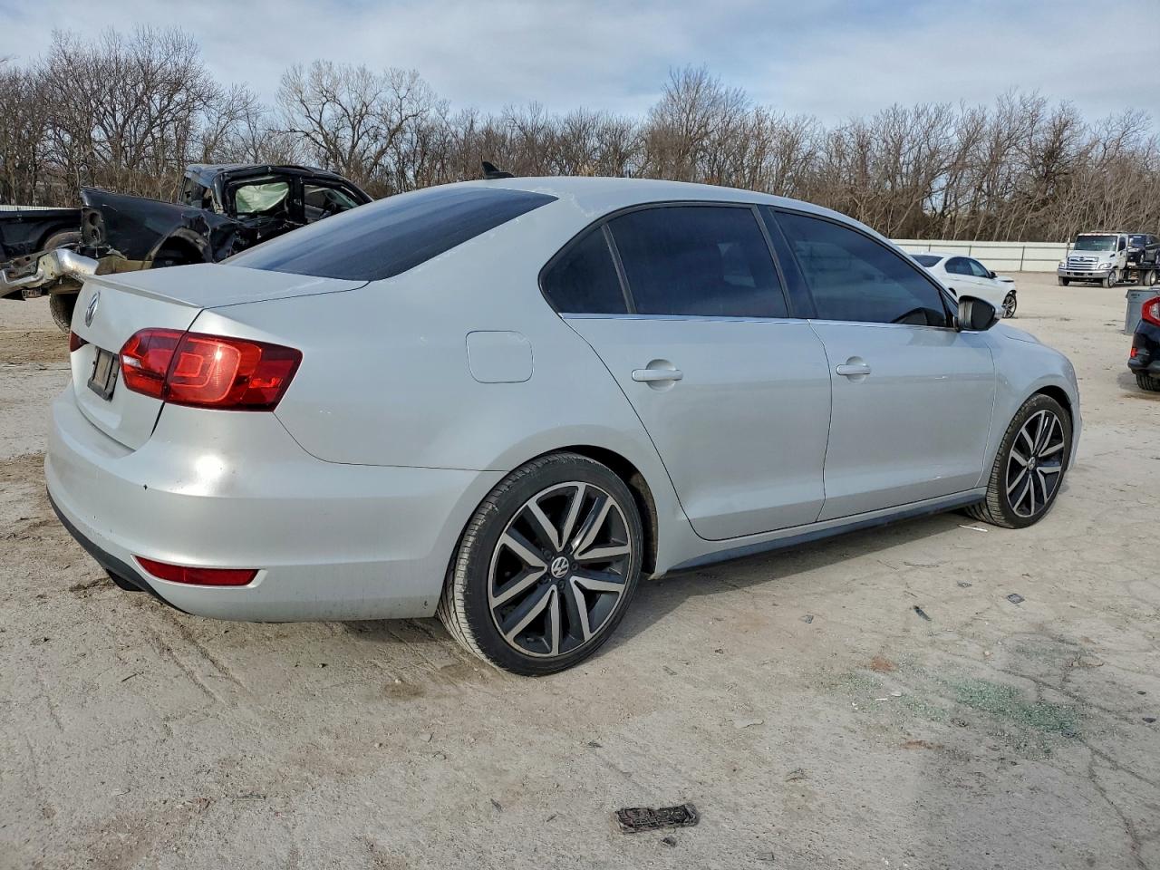 2013 VOLKSWAGEN JETTA GLI photo 5