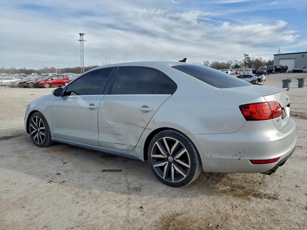 2013 VOLKSWAGEN JETTA GLI photo 3