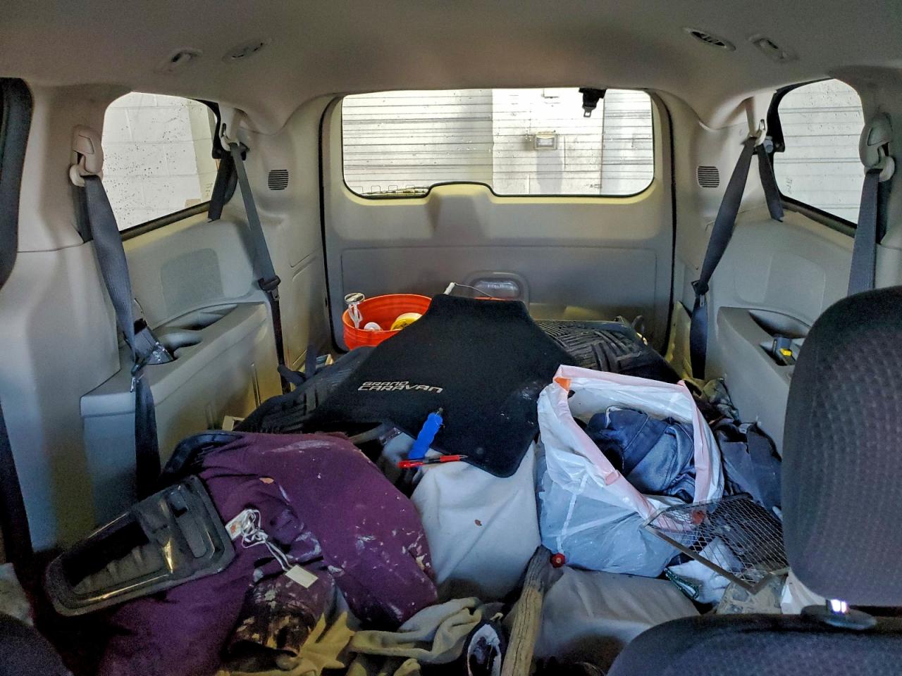 2015 DODGE GRAND CARAVAN SE photo 10