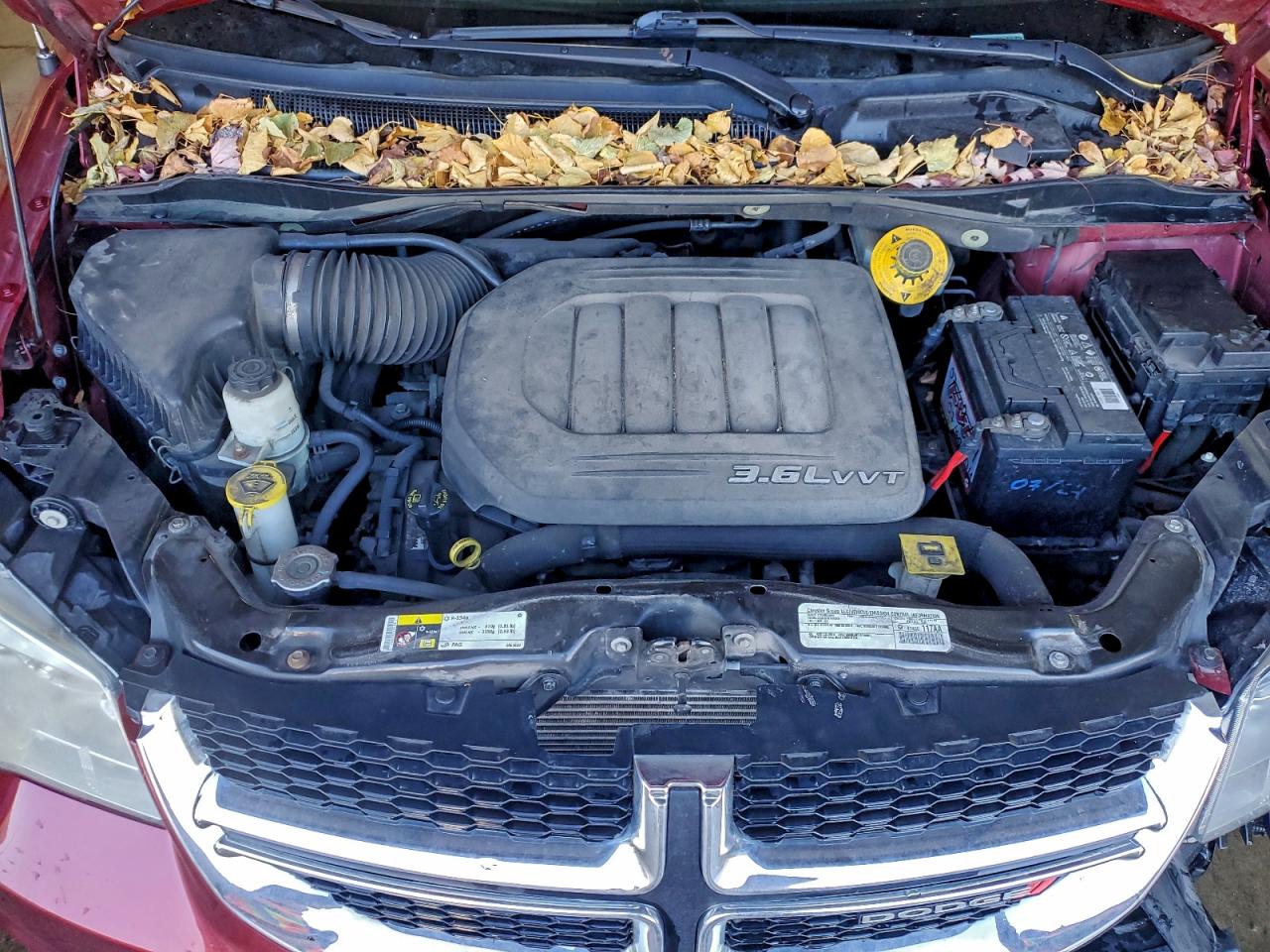 2015 DODGE GRAND CARAVAN SE photo 12