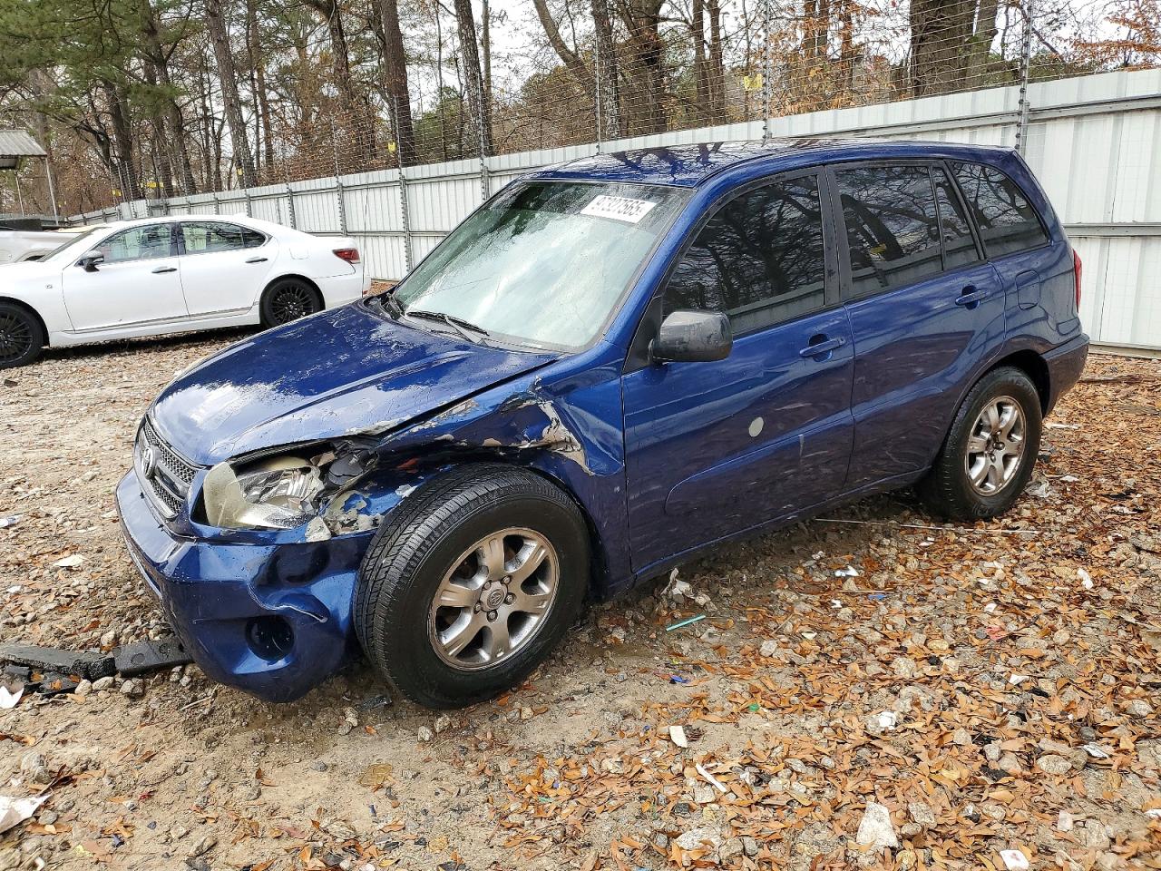 2004 TOYOTA RAV4