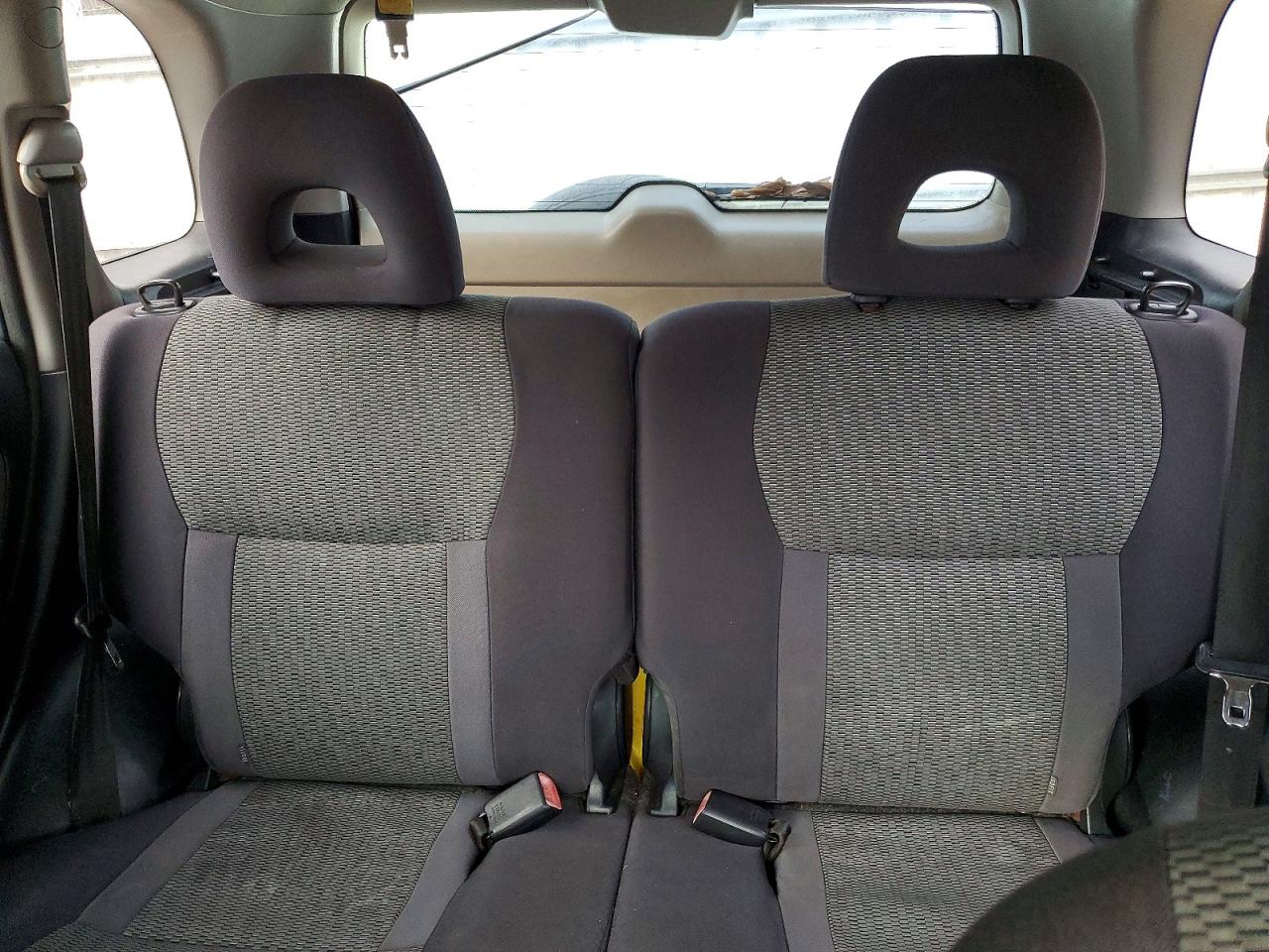 2004 TOYOTA RAV4 photo 28