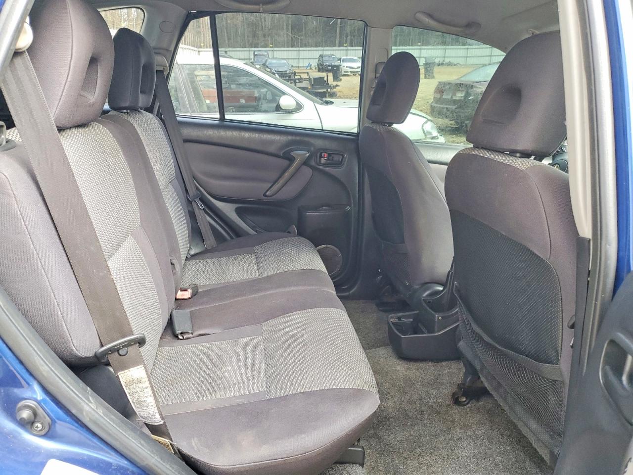 2004 TOYOTA RAV4 photo 31