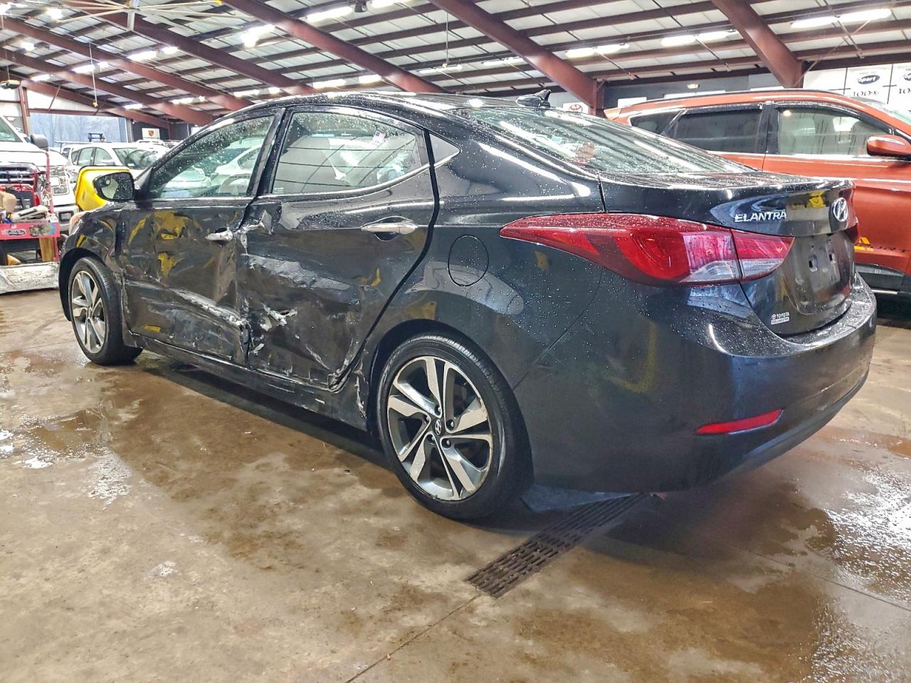 2014 HYUNDAI ELANTRA SE photo 4