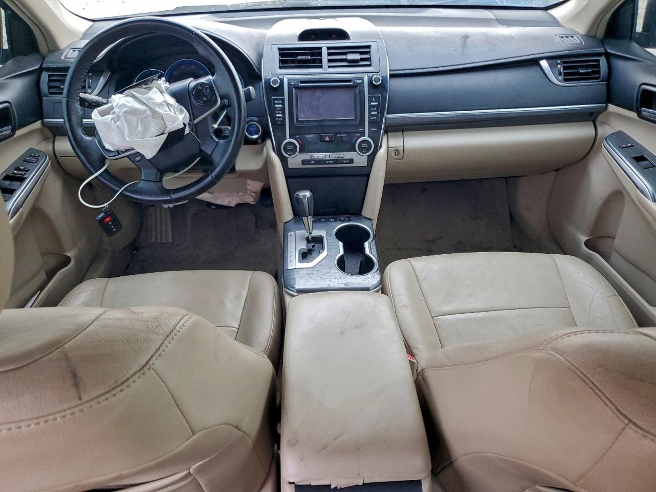 2013 TOYOTA CAMRY HYBRID photo 15
