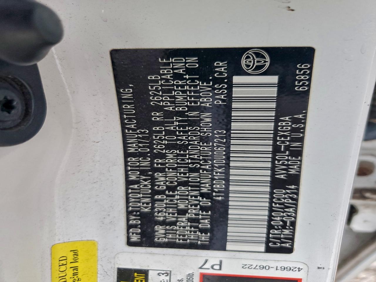2013 TOYOTA CAMRY HYBRID photo 25
