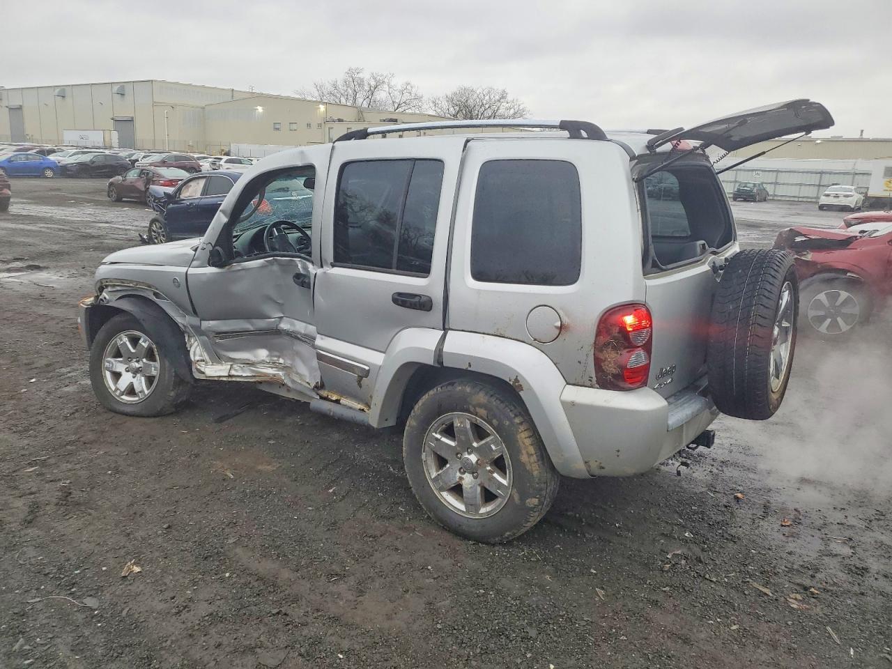2005 JEEP LIBERTY LIMITED photo 4