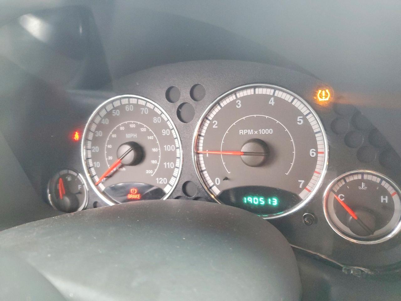2005 JEEP LIBERTY LIMITED photo 25