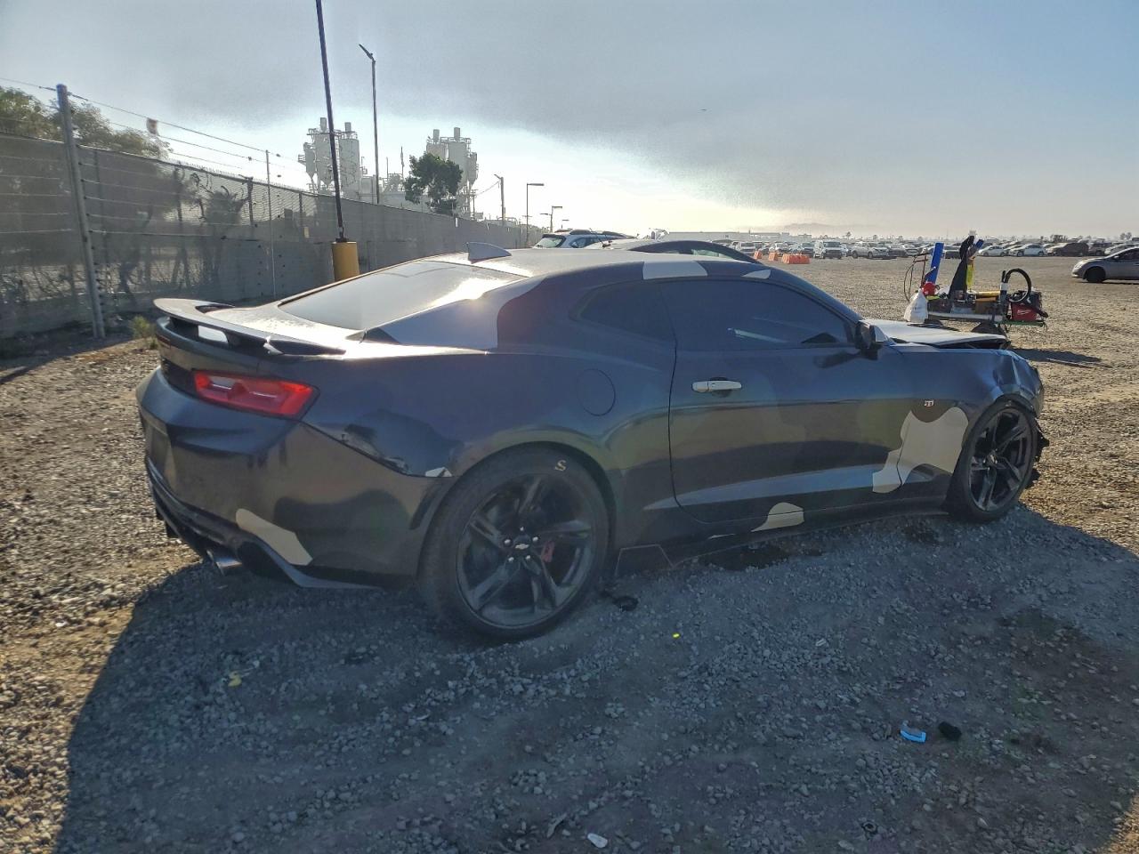2016 CHEVROLET CAMARO LT photo 3