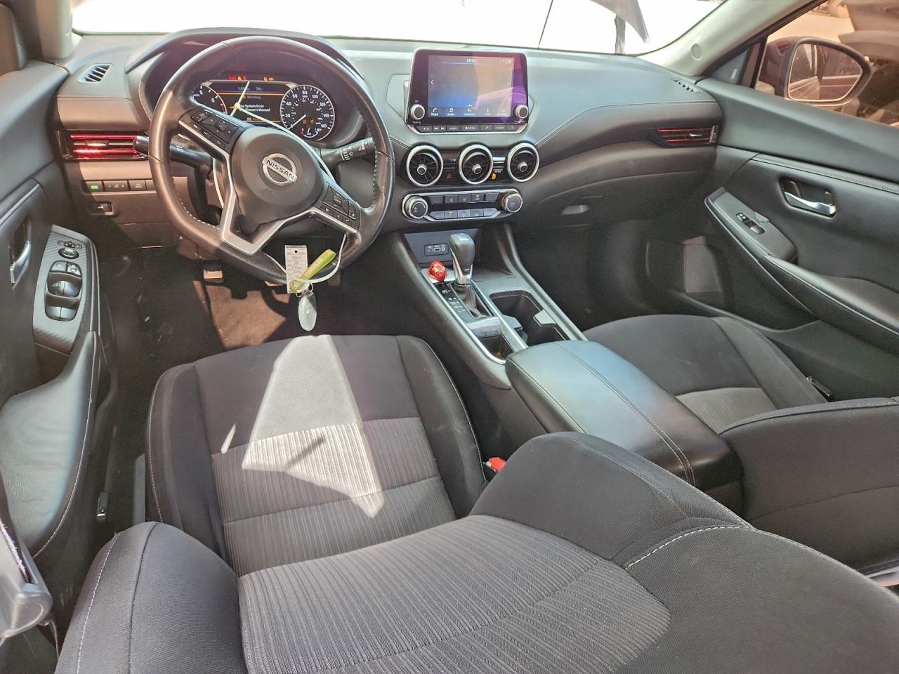2022 NISSAN SENTRA SV photo 8