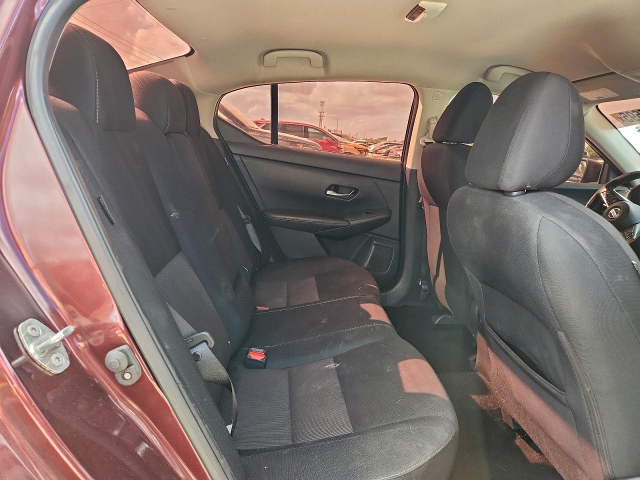 2022 NISSAN SENTRA SV photo 10