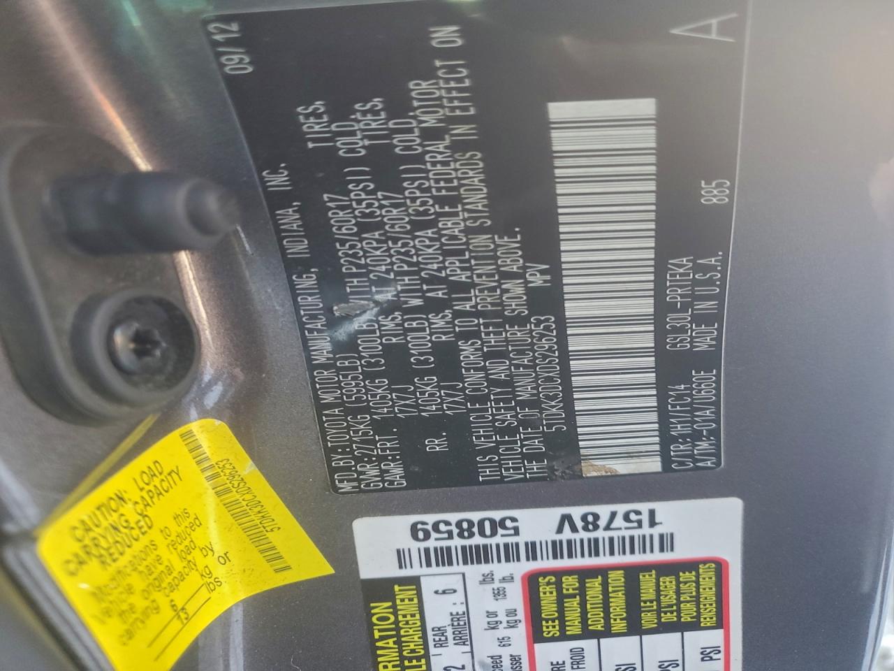 2013 TOYOTA SIENNA photo 14