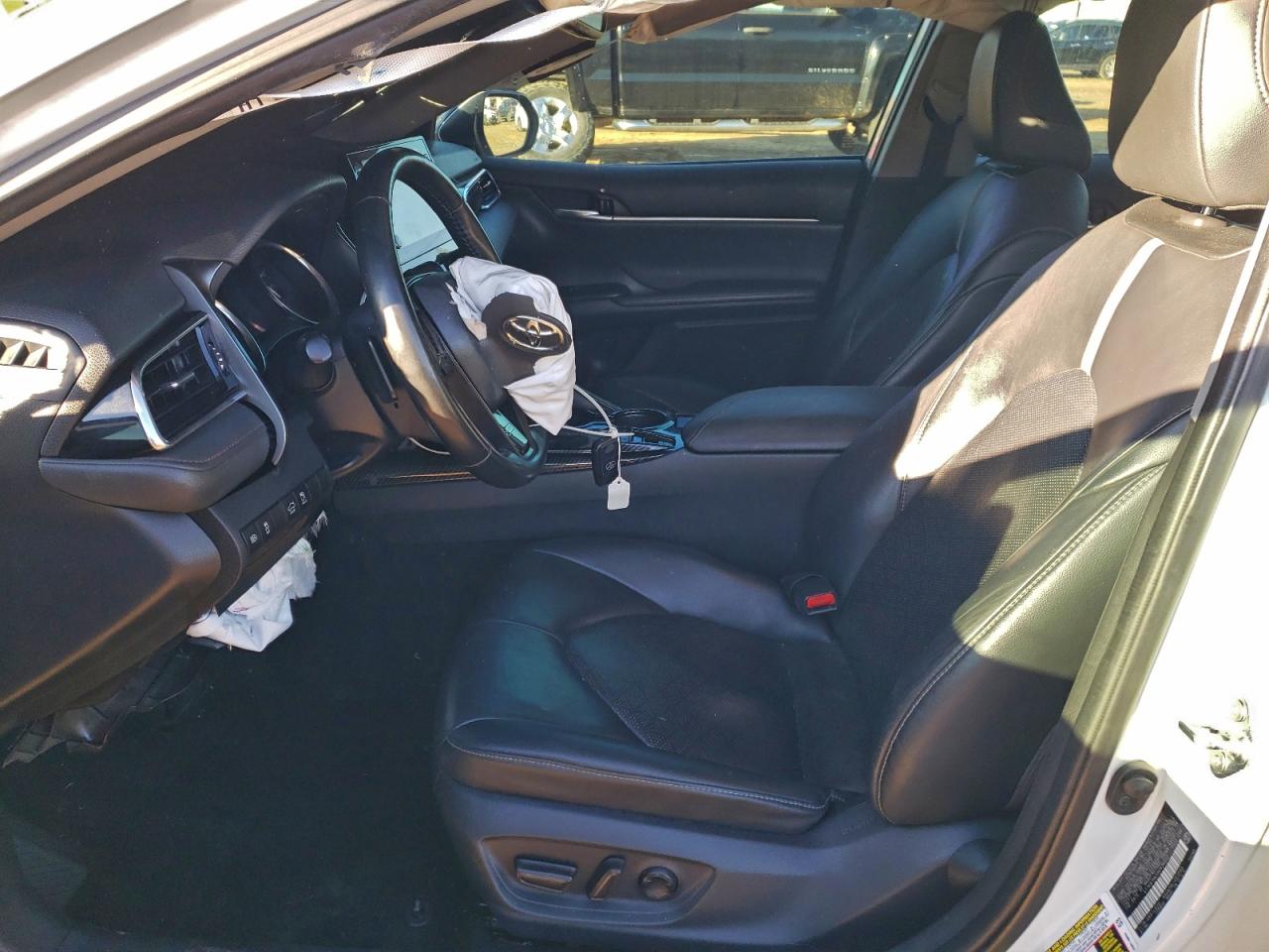2021 TOYOTA CAMRY XSE photo 7