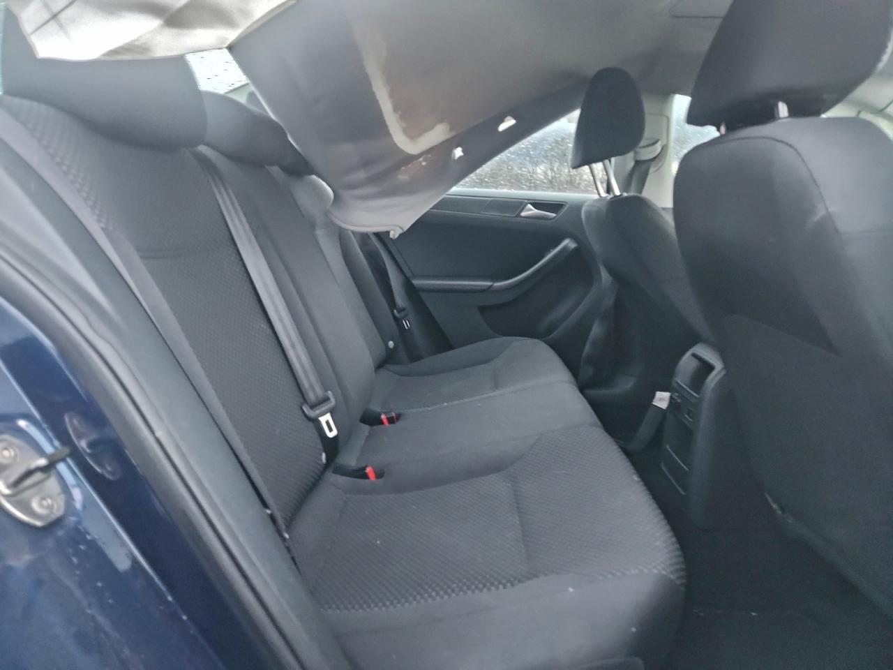 2013 VOLKSWAGEN JETTA BASE photo 19
