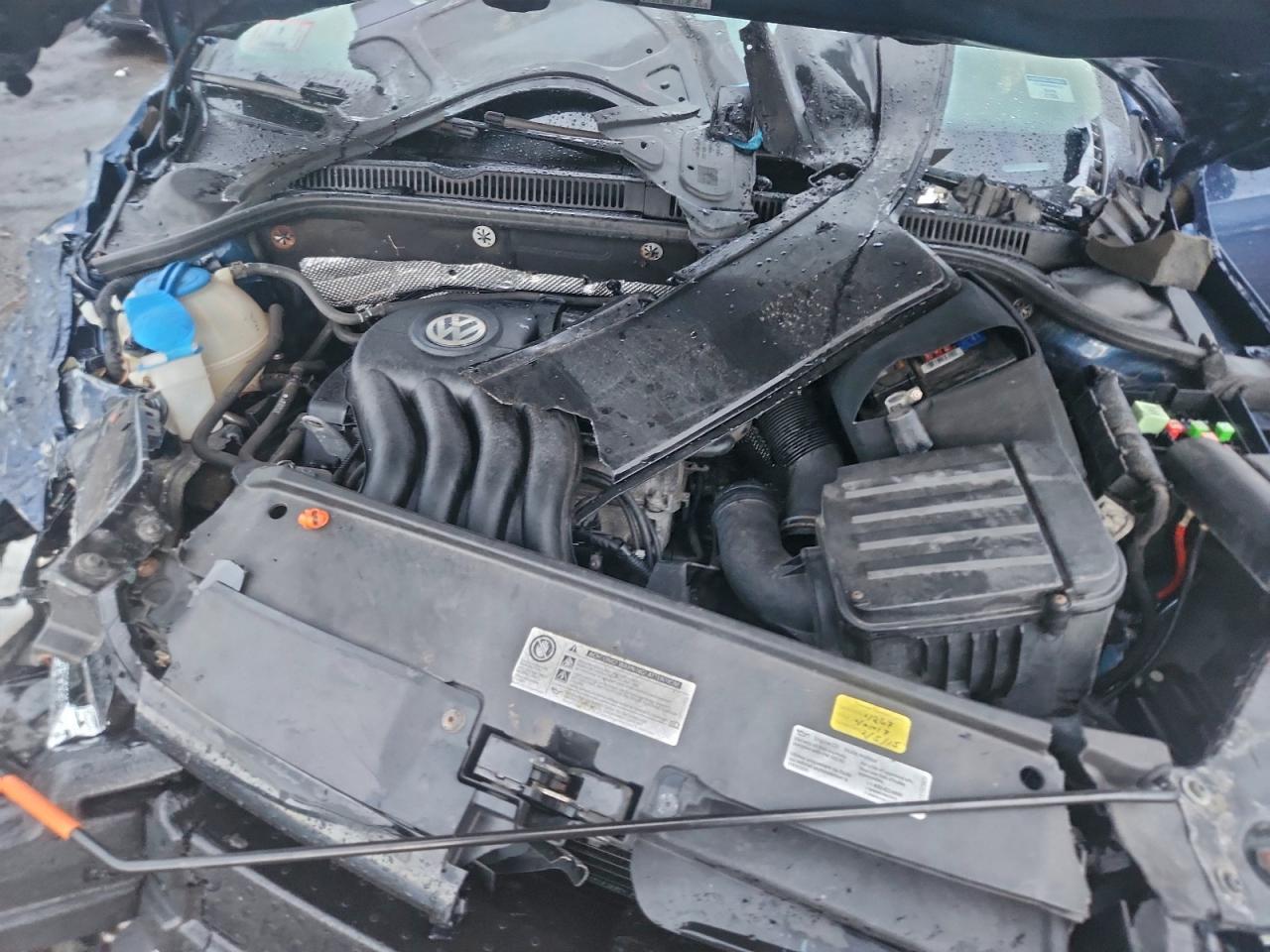 2013 VOLKSWAGEN JETTA BASE photo 21