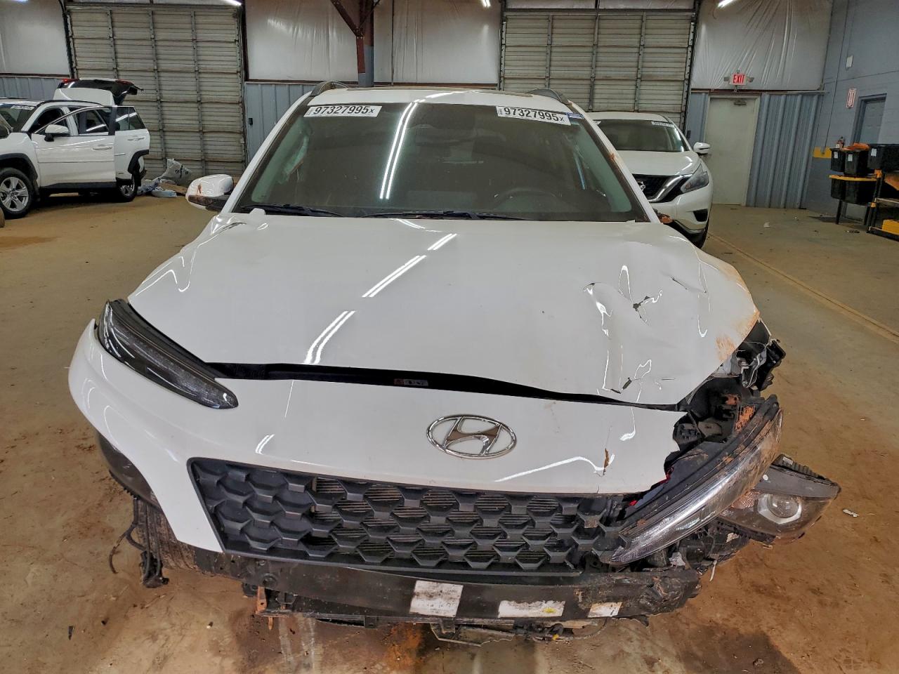 2022 HYUNDAI KONA SEL photo 5