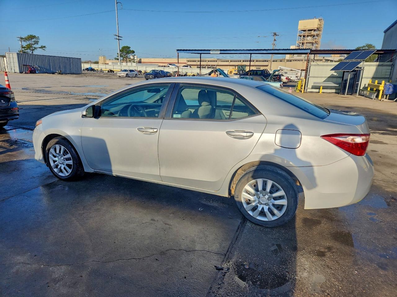 2017 TOYOTA COROLLA L photo 2