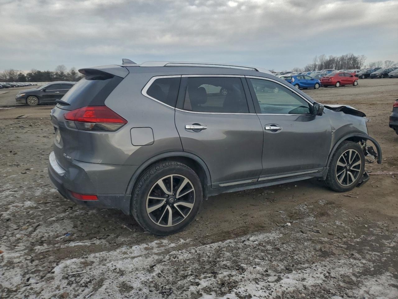 2018 NISSAN ROGUE S photo 3