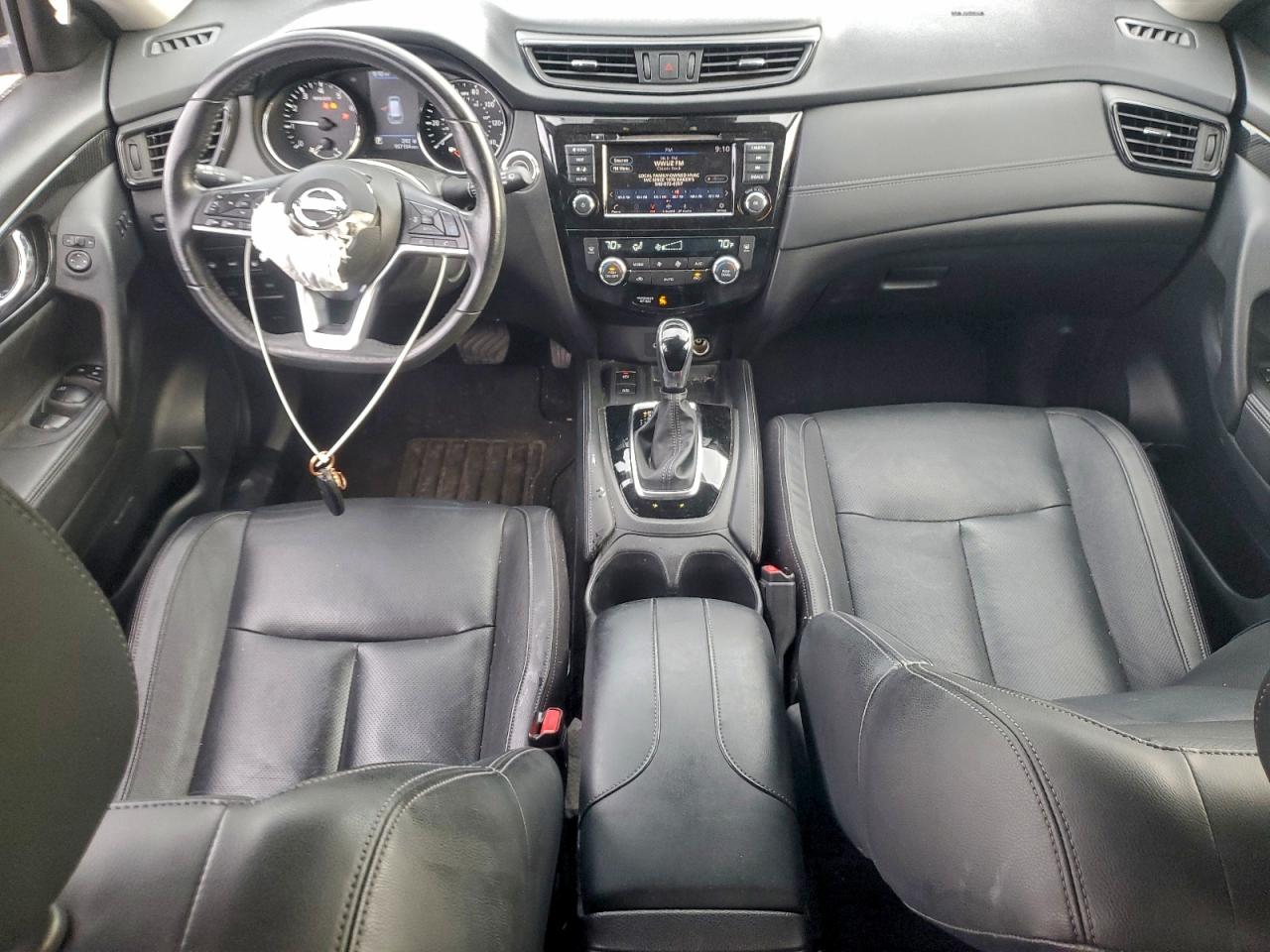 2018 NISSAN ROGUE S photo 8