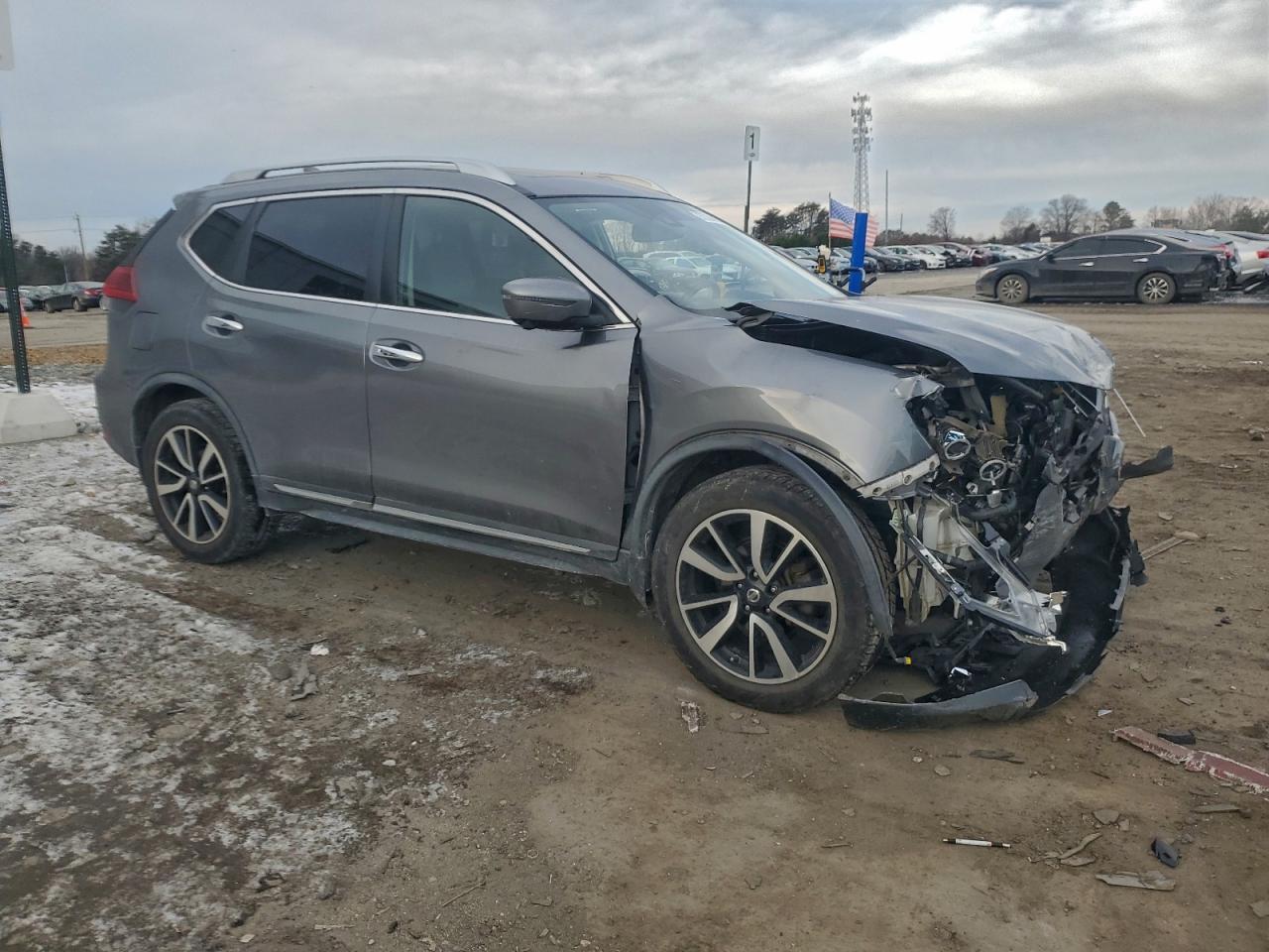 2018 NISSAN ROGUE S photo 4