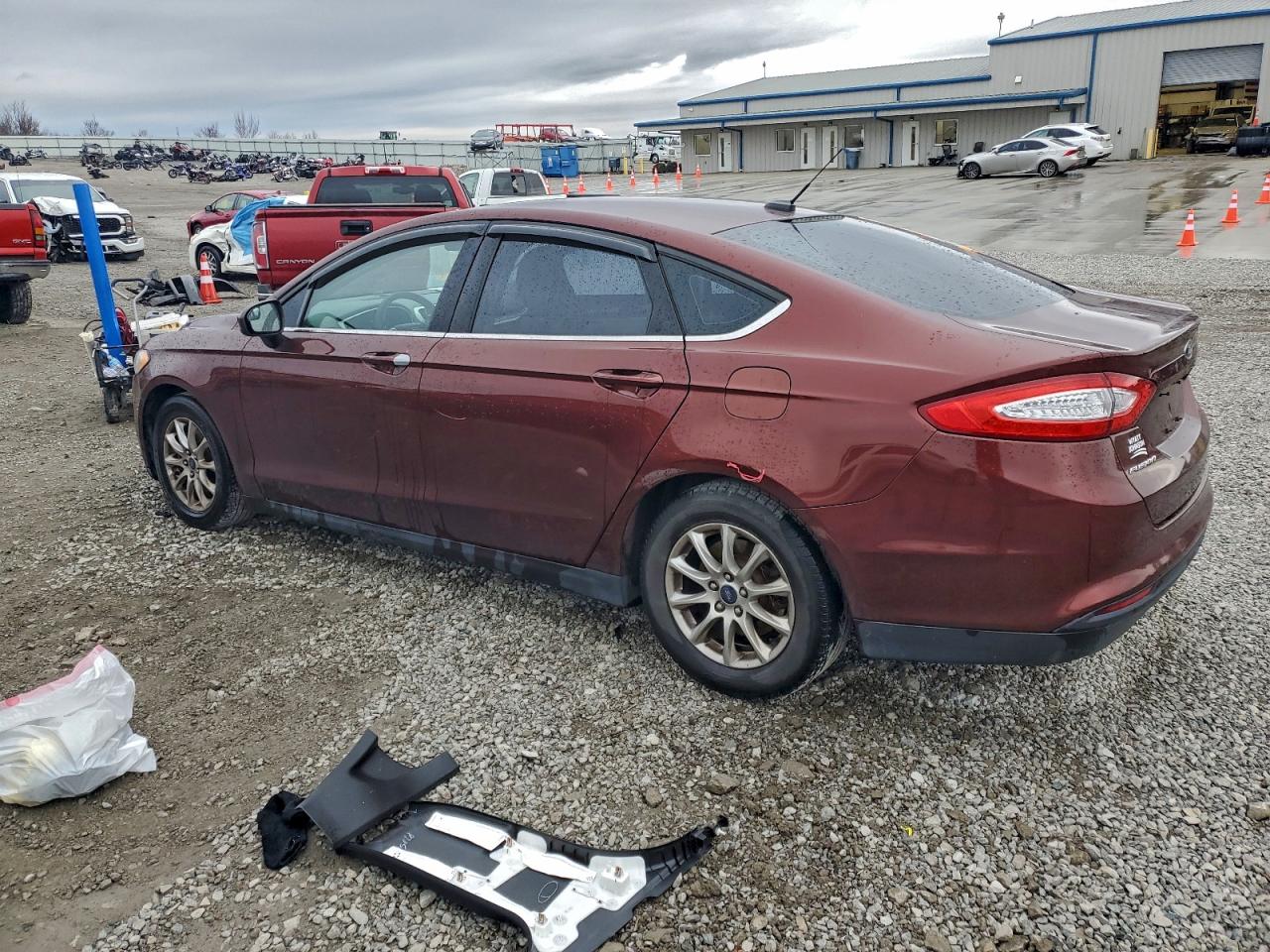 2016 FORD FUSION S photo 2