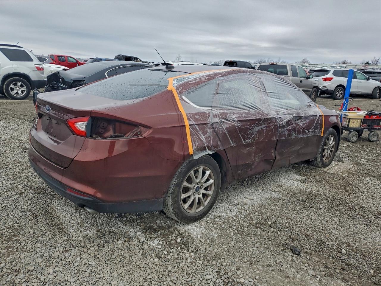 2016 FORD FUSION S photo 3